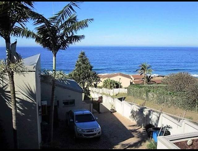 12 BEDROOM HOUSE FOR SALE IN MANABA BEACH